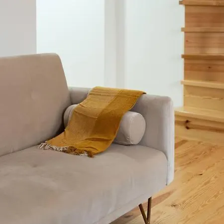 Cozy Bohemian Duplex-lemon * Lisbon