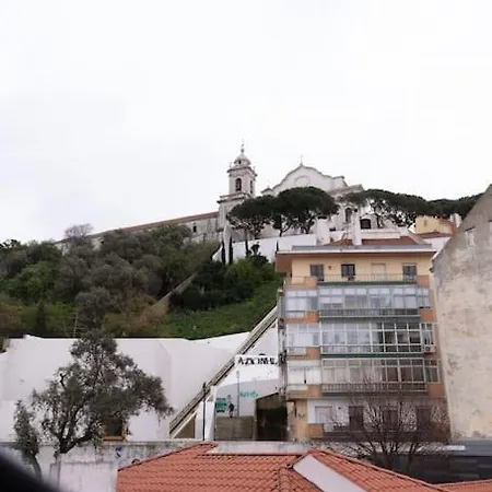 Cozy Bohemian Duplex-lemon Lisboa